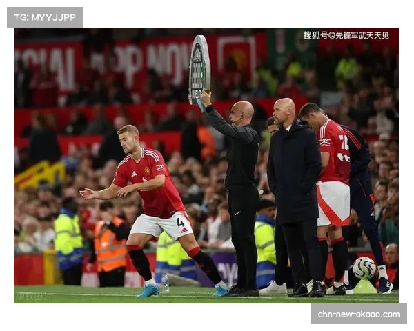 官方:拜仁后卫德利赫特因伤缺席与皇马的次回合关键战